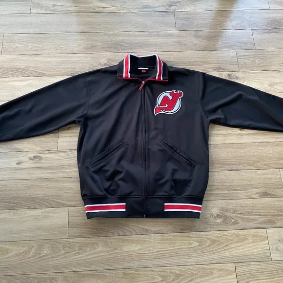 New Jersey Devils Mitchell and Ness Jacket (Large) and Reebok Hat (One Size) - Picture 1 of 12